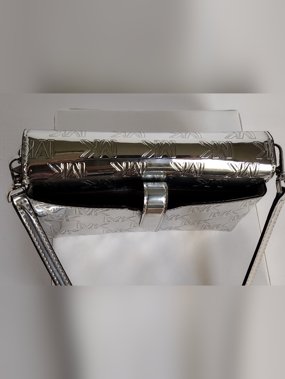 Michael Kors Metallic Silver MK Logo Crossbody - Picture 4 of 11